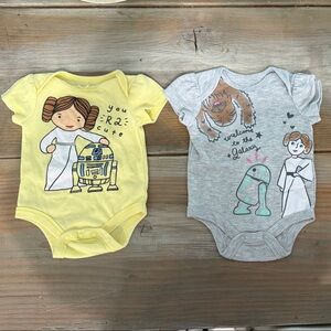 Star Wars Yellow and Gray Kids One Pieces-EUC